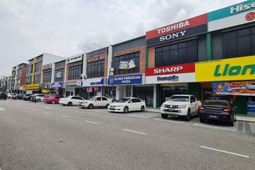 Pusat Komersial Suria (68 Avenue)