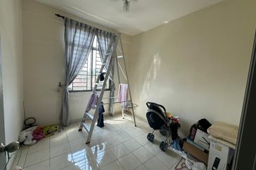 Indah Court Apartment