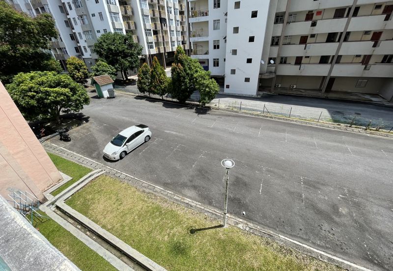 Cocobay Resort Condominium