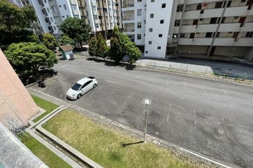 Cocobay Resort Condominium