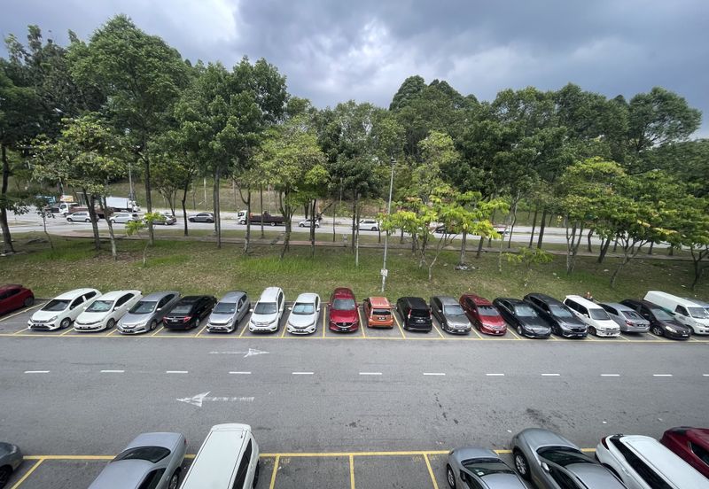 New Price 3 Storey EROI 5.25% Shop Office Jalan Pekaka Seksyen 8 Kota Damansara