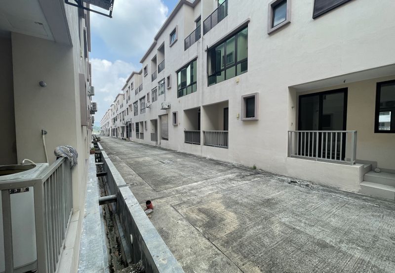 The Strata @ Bandar Puteri Bangi