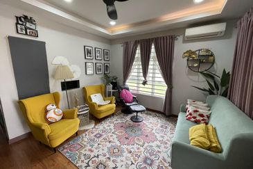 Below Market Corner Ground Floor Townhouse Bandar Saujana Putra