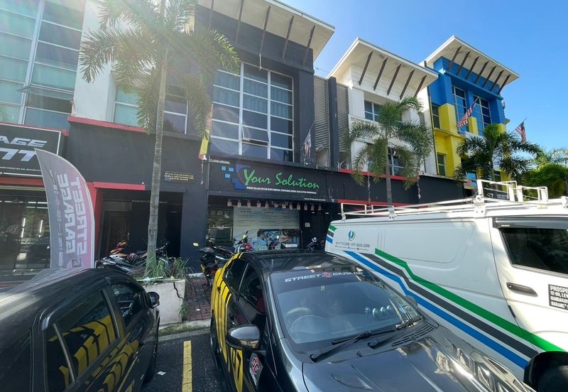 Hot Area Facing Open Main Road Double Storey Intermediate Shop Office Laman Glenmarie Shah Alam Selangor