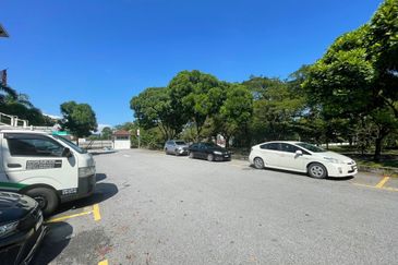 Hot Area Facing Open Main Road Double Storey Intermediate Shop Office Laman Glenmarie Shah Alam Selangor