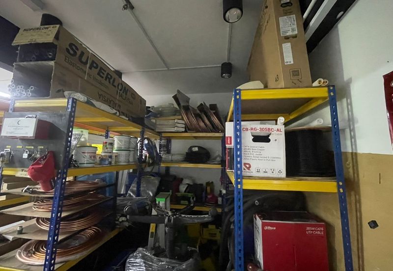 Hot Area Facing Open Main Road Double Storey Intermediate Shop Office Laman Glenmarie Shah Alam Selangor