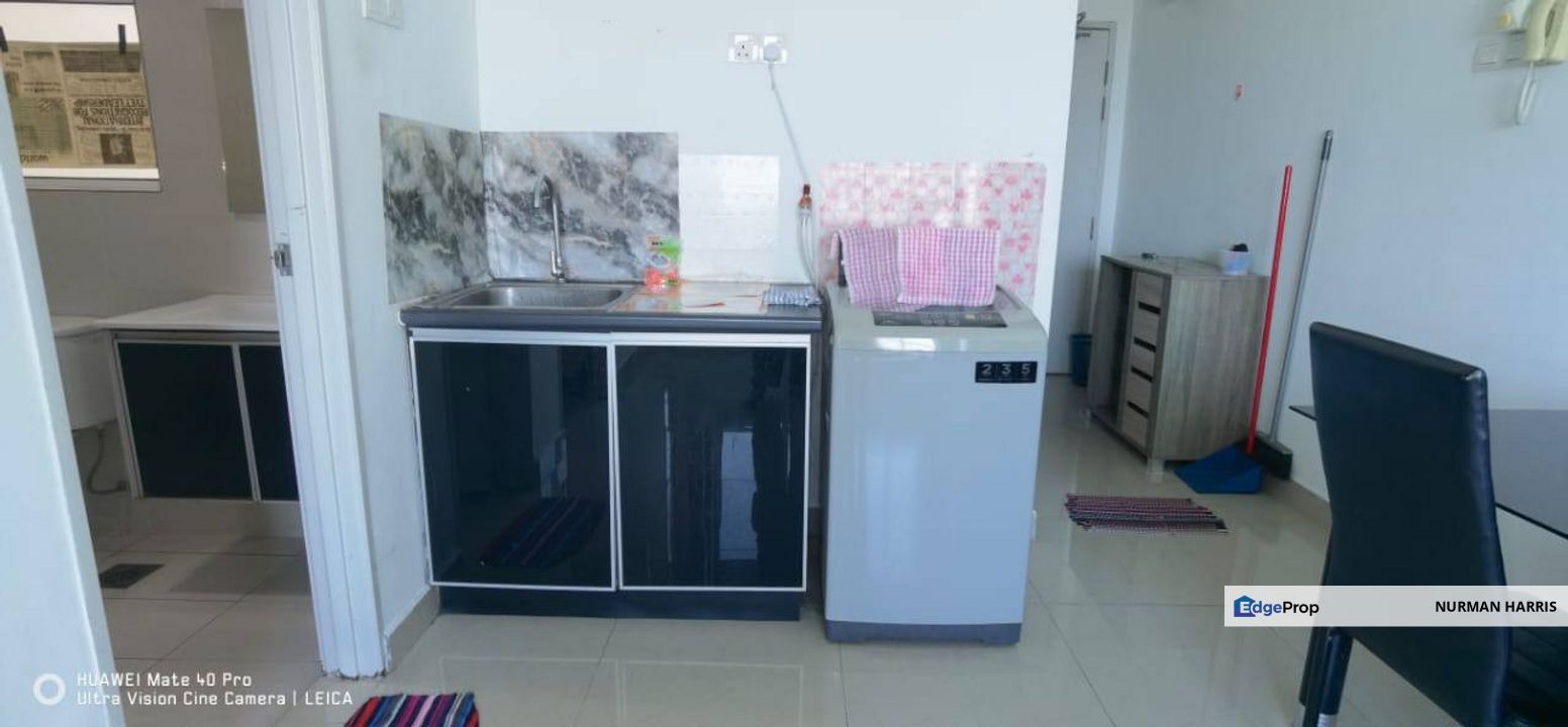 Hot Area Low Deposit High Occupancy Service Residence Apartment Menara U2 Seksyen 13 Shah Alam Selangor, Selangor, Shah Alam