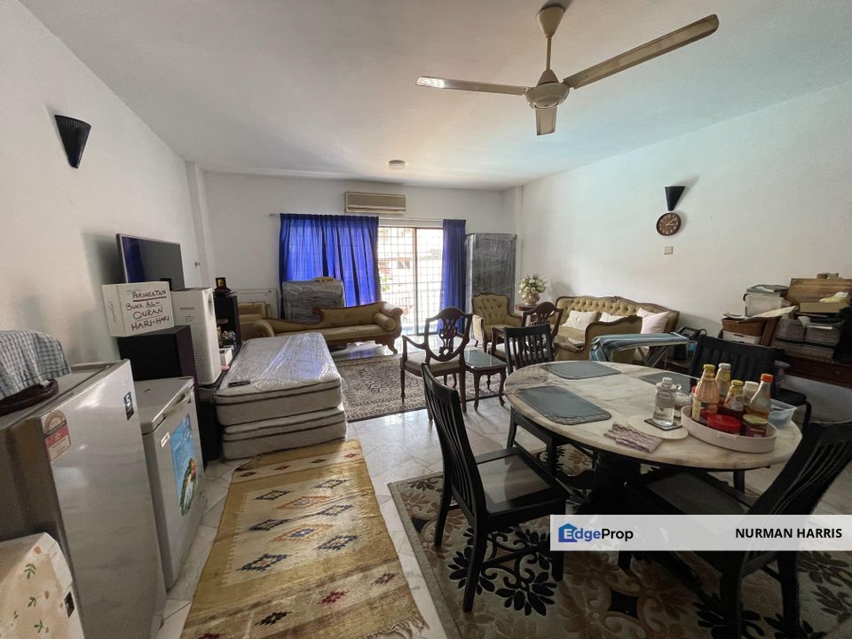 Freehold Low Floor Balcony Facing North Sri Bayu Condominium USJ Selangor, Selangor, USJ