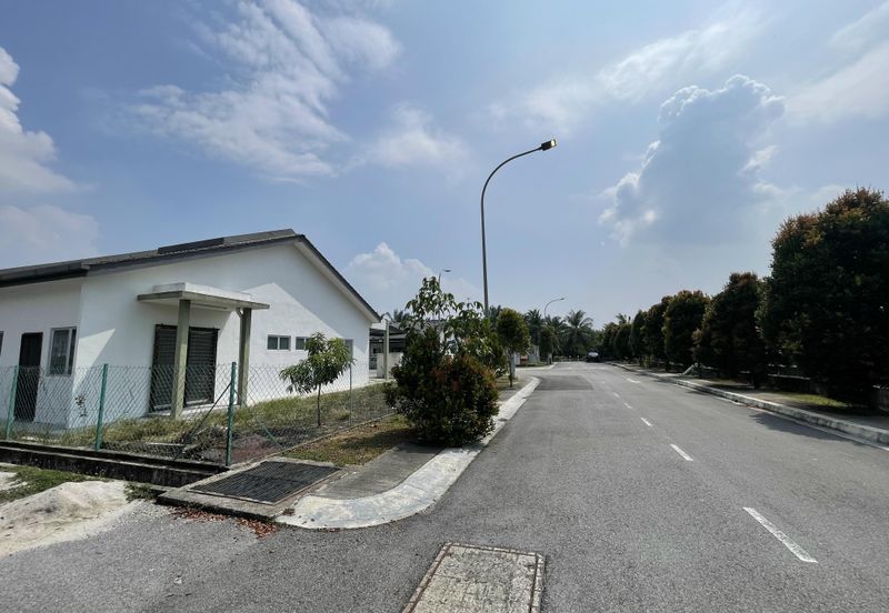 Jalan Haji Iman Omar 