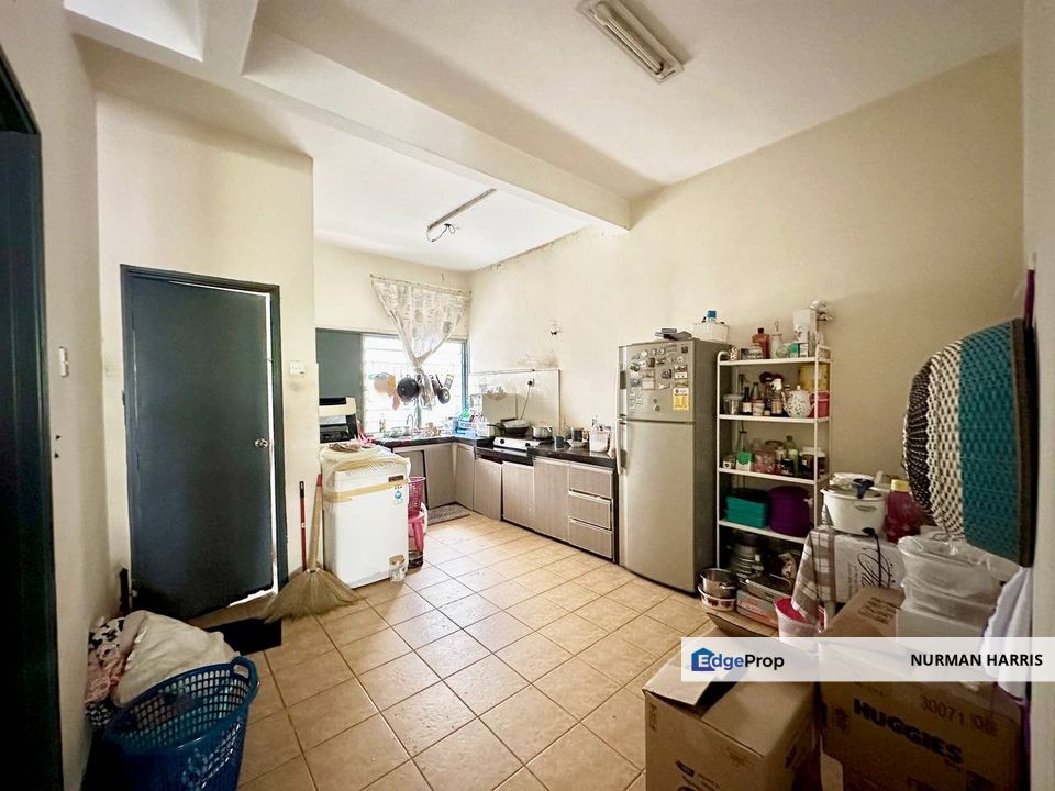 Freehold Malay Reserve Double Storey Terrace House Taman Sri Dagang 1 Banting Selangor, Selangor, Banting