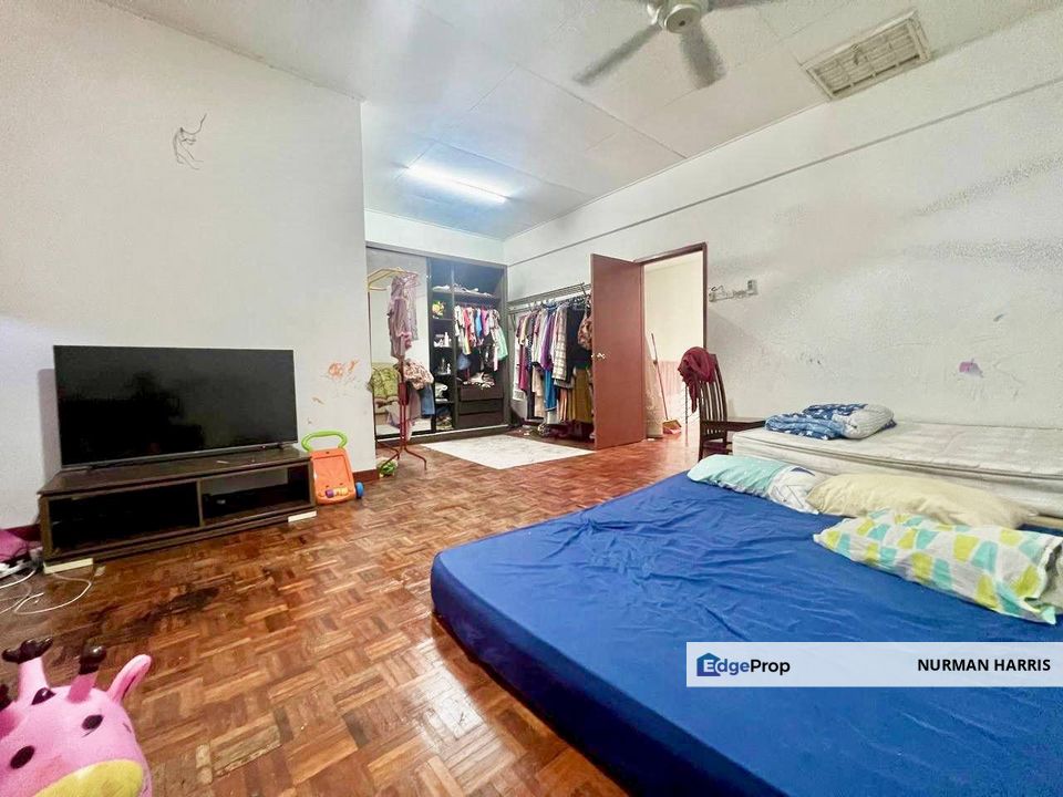 Freehold Renovated Double Storey Terrace House Denai Alam U16 Shah Alam Selangor, Selangor, Shah Alam