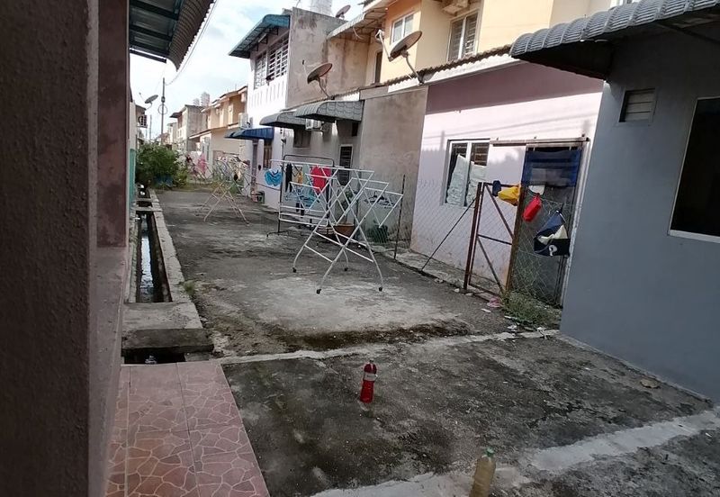 Taman Perdana, Sungai Besar