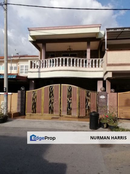 Fully Renovated Fully Tiled Balcony Double Storey Terrace House Taman Perdana Sungai Besar Selangor, Selangor, Sungai Besar