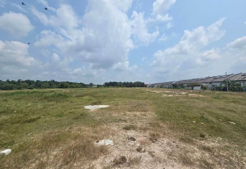 Pulau Indah ( Pulau Lumut )