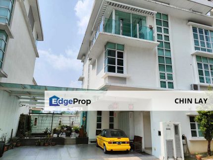 19 Residency@ Puchong, Bungalow 3-Storey, Good Location, Low Density, Nice Neighbourhood, Nice View, Renovated, Fully Furnished, Well Kept, Selangor, Puchong