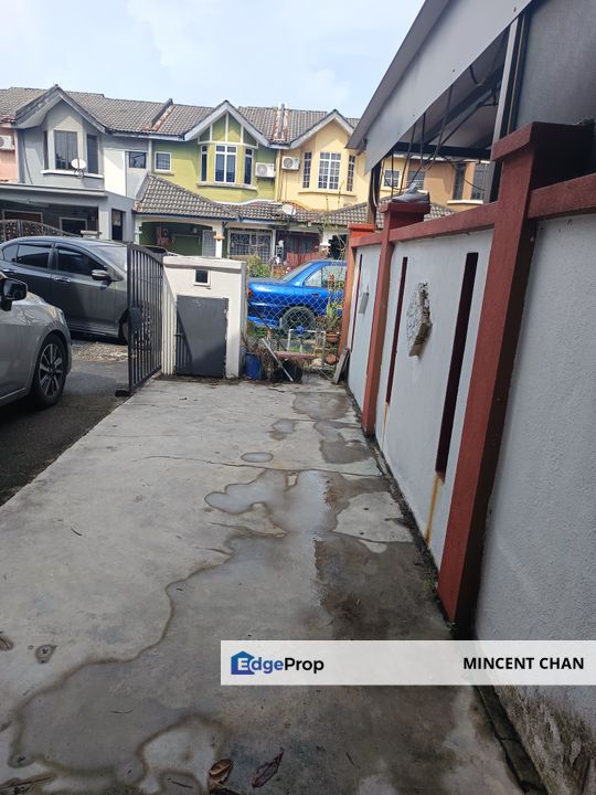 Valued buy landed house in Puchong, Selangor, Puchong