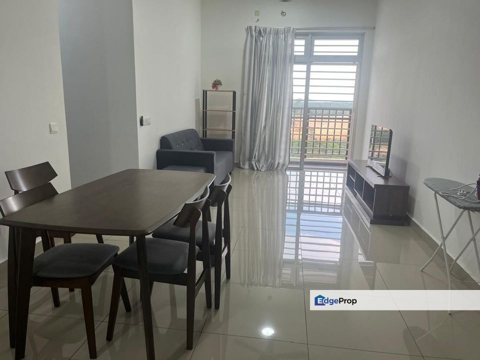 Kalista 2 Seremban 2 Fully Furnished with 3R2B and 2 Carparks. 2k Only, Negeri Sembilan, Seremban