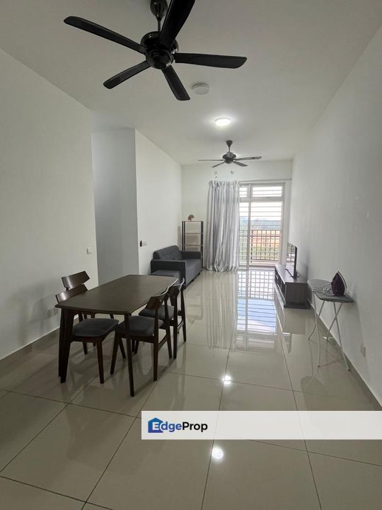 Kalista 2 Seremban 2 Fully Furnished with 3R2B and 2 Carparks. 2k Only, Negeri Sembilan, Seremban