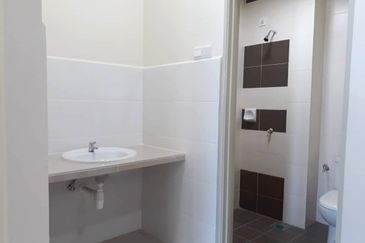 Royale Infinity @ Tambun Royale City