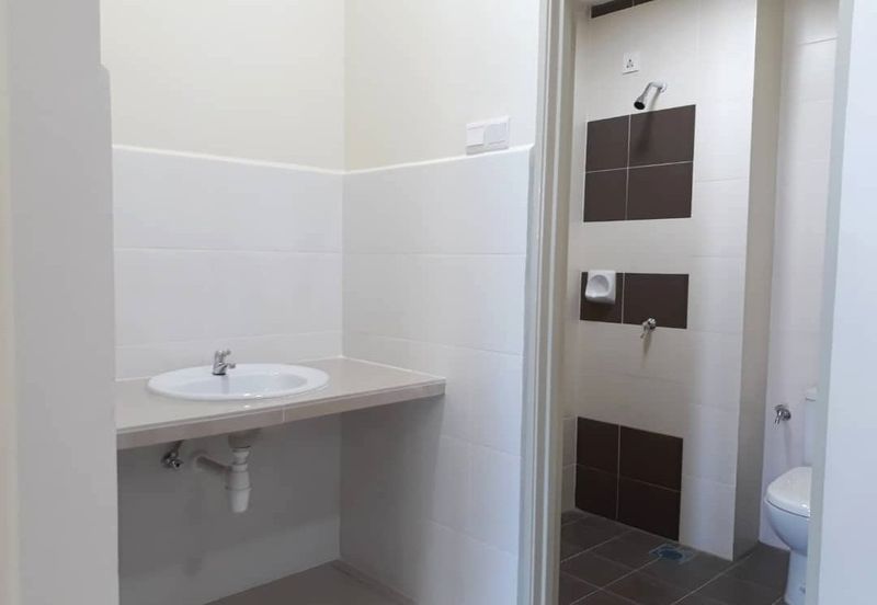 Royale Infinity @ Tambun Royale City