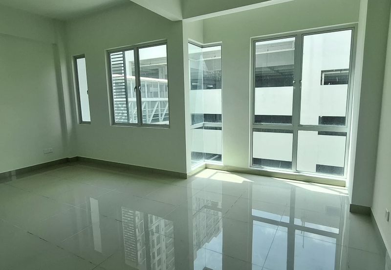 Royale Infinity @ Tambun Royale City