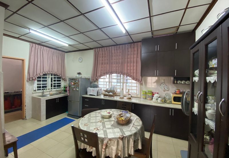 2 Storey Bunggalow at Tmn Desa Sutera, Seberang Jaya 