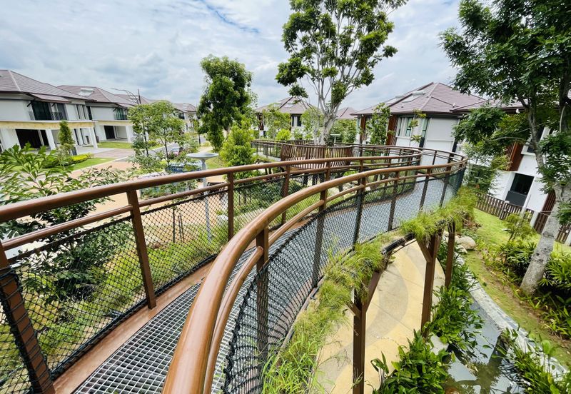 Isle of Botanica, Setia Eco Glades