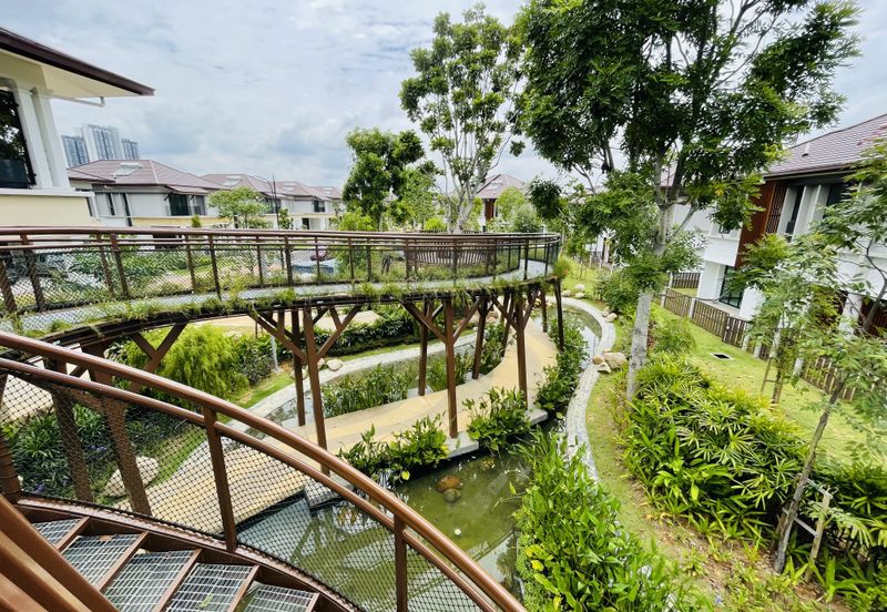 Isle of Botanica, Setia Eco Glades