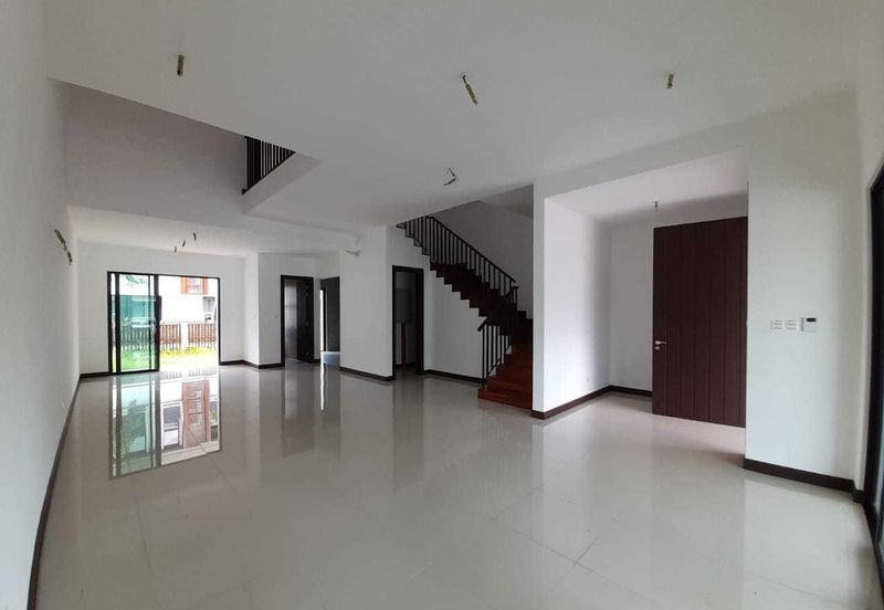 Isle of Botanica, Setia Eco Glades