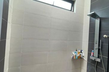 Trillium, Perdana Lakeview East