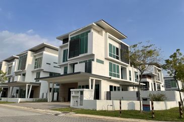 Jacaranda Garden Residence