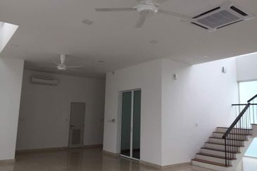 Jacaranda Garden Residence