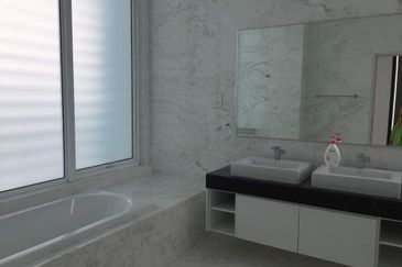 Jacaranda Garden Residence