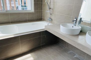 Jacaranda Garden Residence