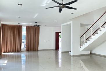 Jacaranda Garden Residence