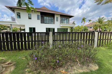 Charms of Nusantara, Setia Eco Glades