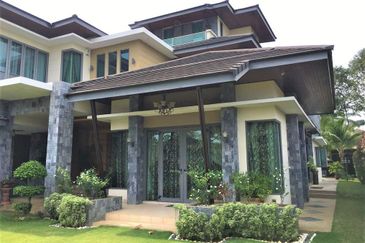 Perdana Lakeview East