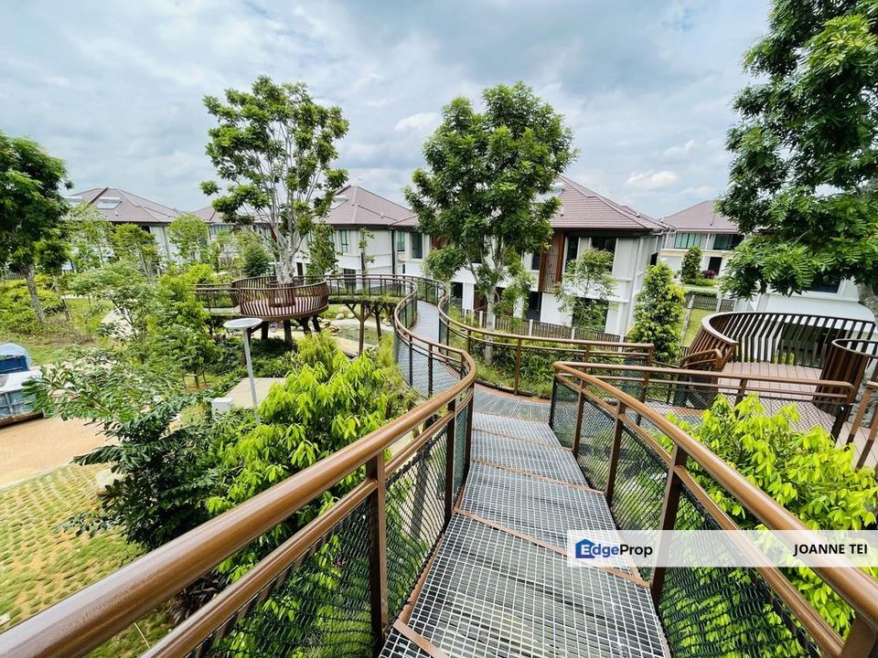 Zeyla @ Isle Of Botanica, Selangor, Cyberjaya