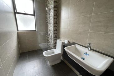 Isle of Botanica, Setia Eco Glades