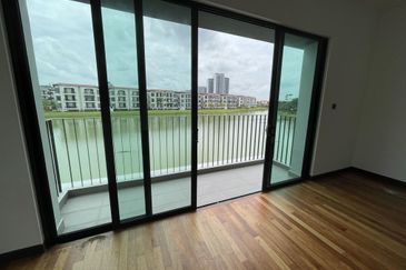 Isle of Botanica, Setia Eco Glades