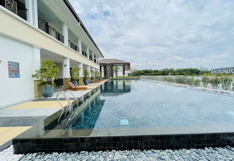 Isle of Botanica, Setia Eco Glades