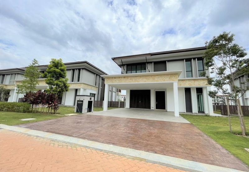 Isle of Botanica, Setia Eco Glades