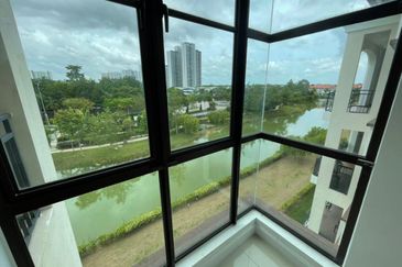 Isle of Kamares, Setia Eco Glades