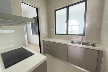 Isle of Kamares, Setia Eco Glades