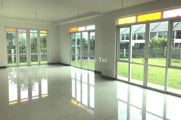 Eastern Heritage, Setia Eco Glades