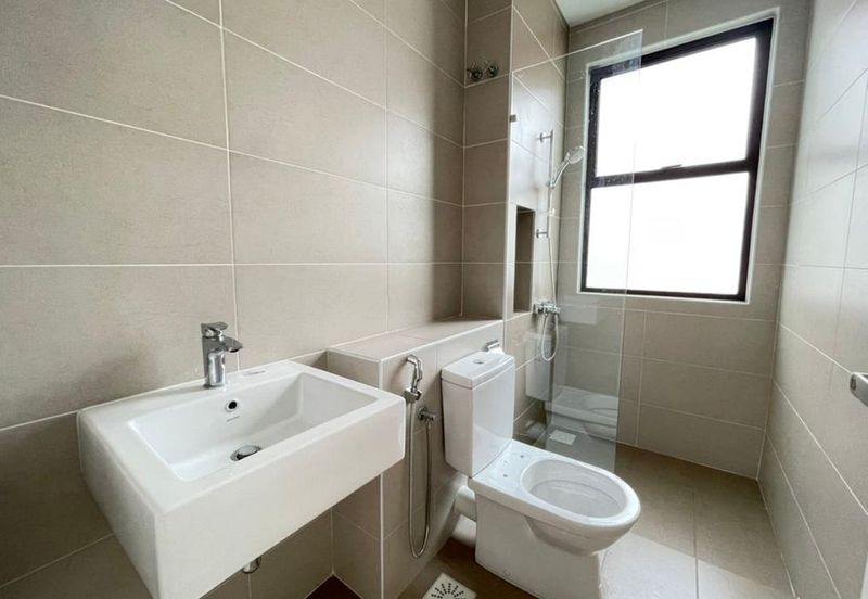 Isle of Kamares, Setia Eco Glades