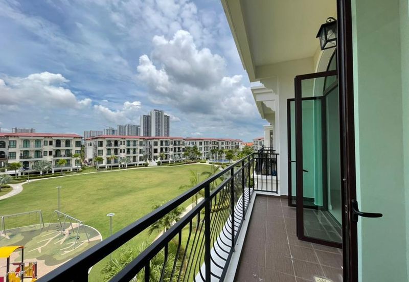 Isle of Kamares, Setia Eco Glades