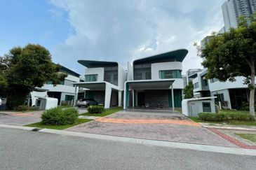 Lepironia Gardens, Setia Eco Glades