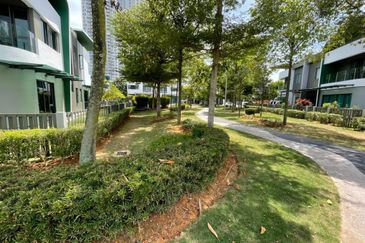 Lepironia Gardens, Setia Eco Glades