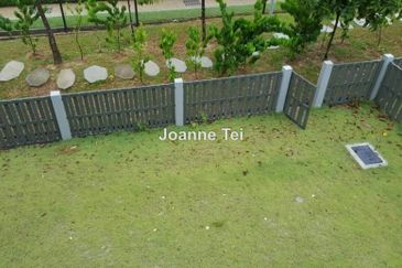 Lepironia Gardens, Setia Eco Glades